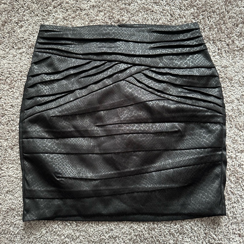 Dynamite Mini Skirt